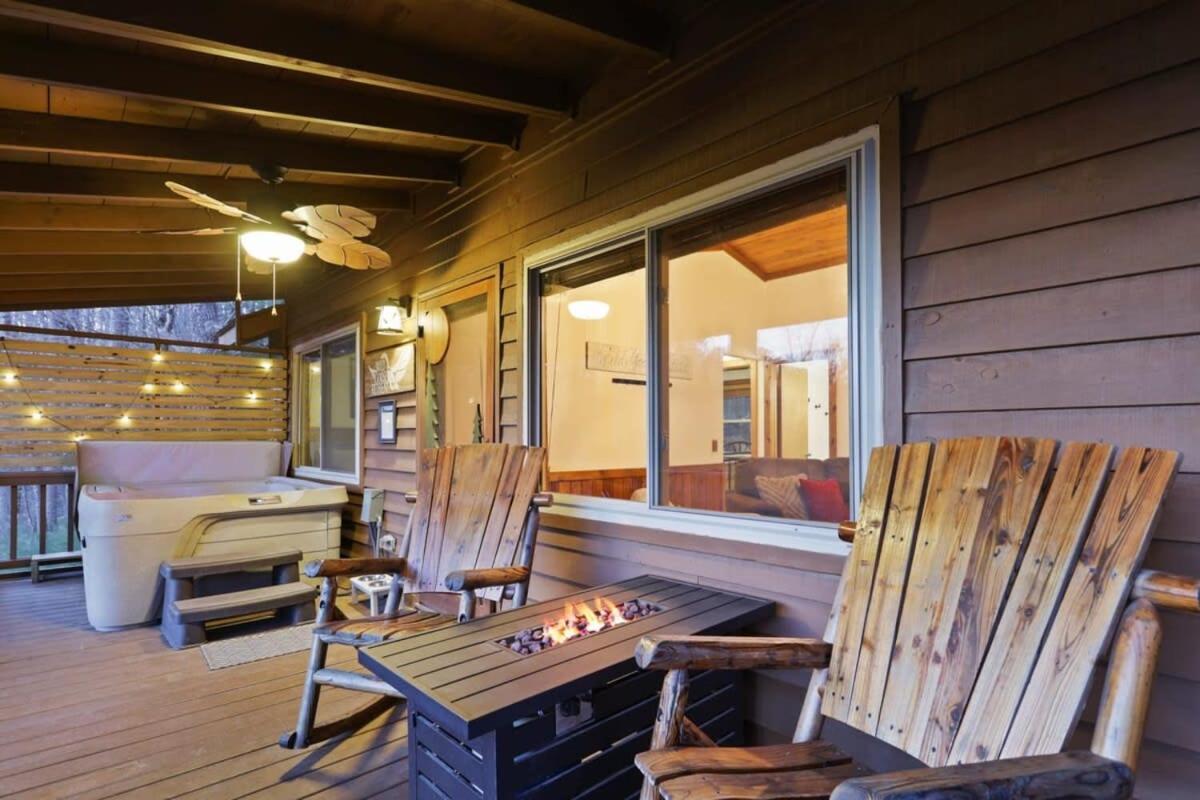 Mountain Views Hot Tub Firepit Close To Town Blue Ridge Buitenkant foto