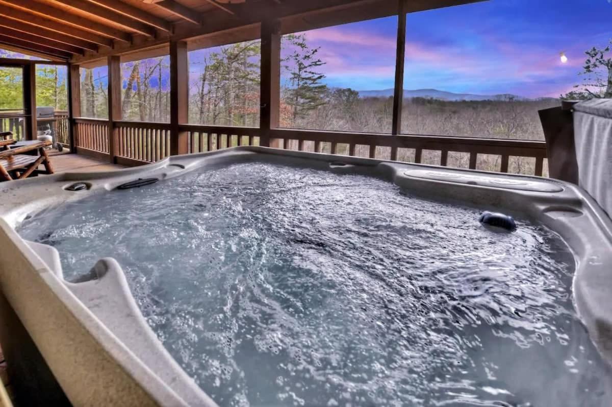 Mountain Views Hot Tub Firepit Close To Town Blue Ridge Buitenkant foto